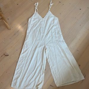 Muu Muu Cream Linen Romper L